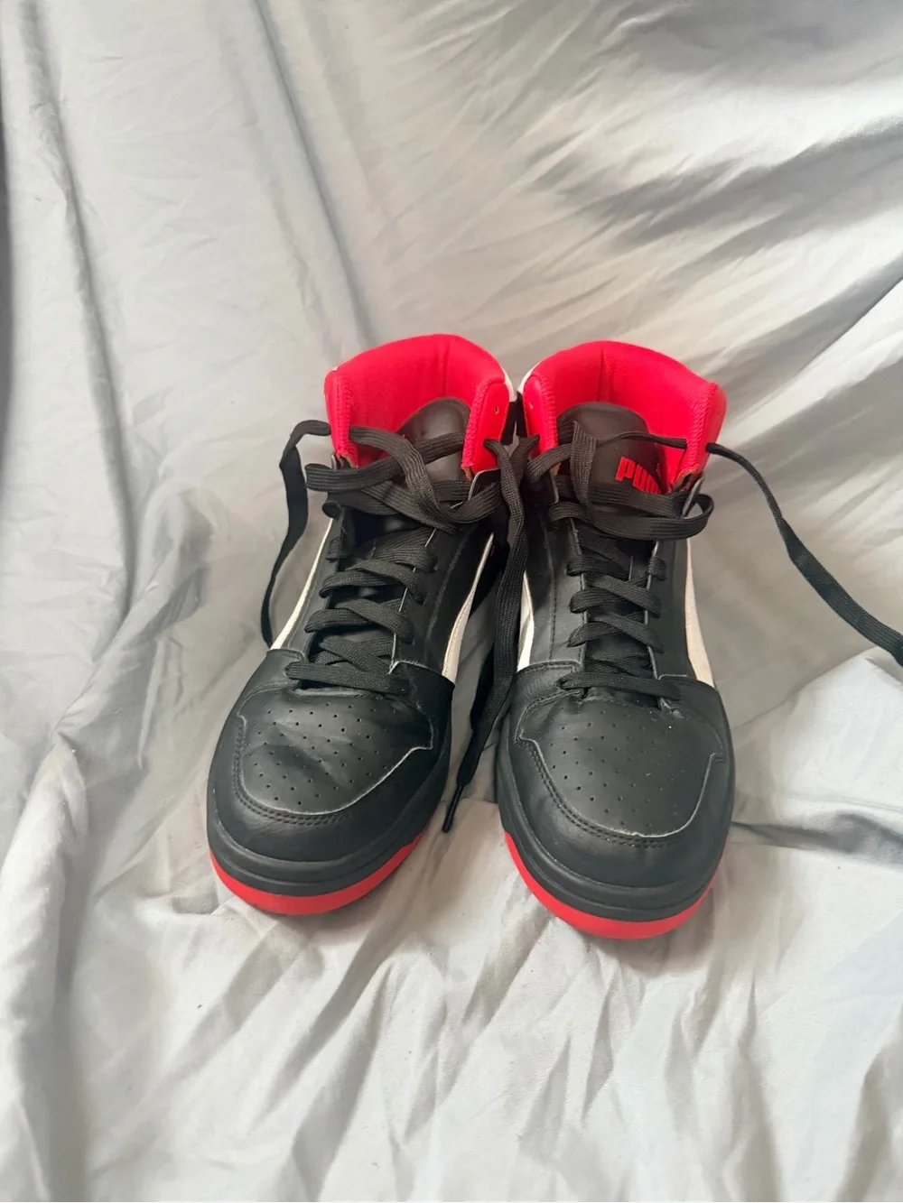 Puma Black White Red High-Top Athletic Shoes